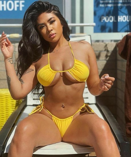 Foto desnuda filtrada de OnlyFans de Laurice Calina