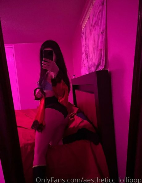 Foto desnuda filtrada de OnlyFans de Crybabydoll