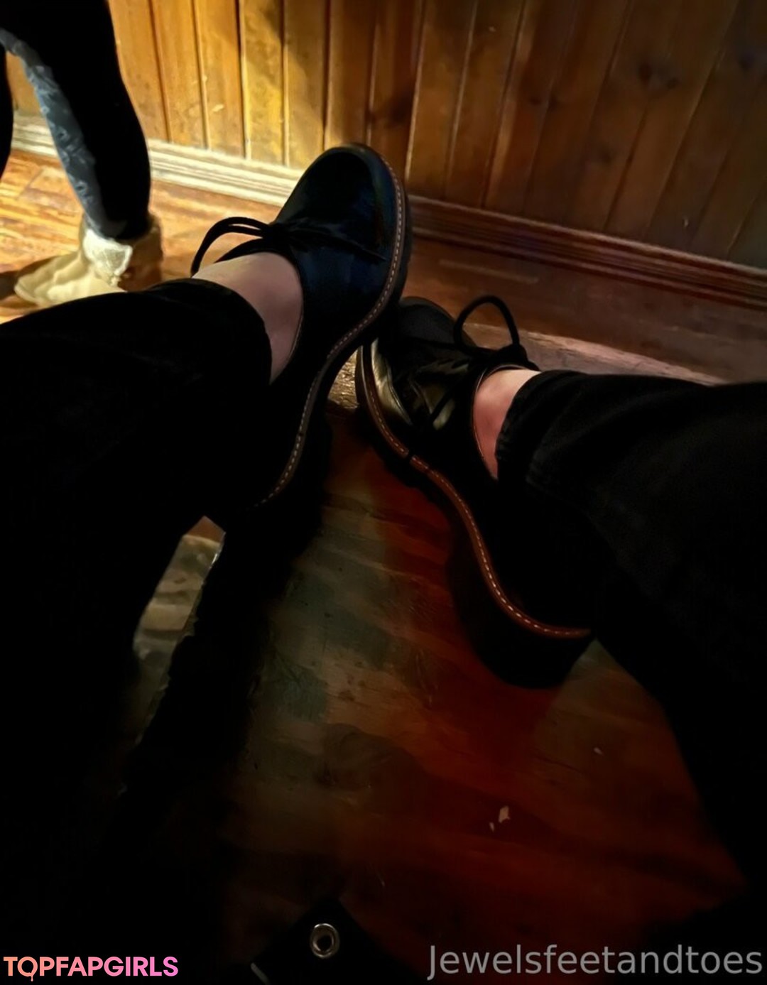 Foto desnuda filtrada de OnlyFans de Jewelsfeetandtoes #43 Foto desnuda filtrada de OnlyFans de Jewelsfeetandtoes #43