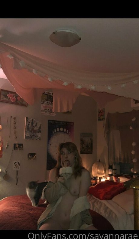 Theesavannawhitee