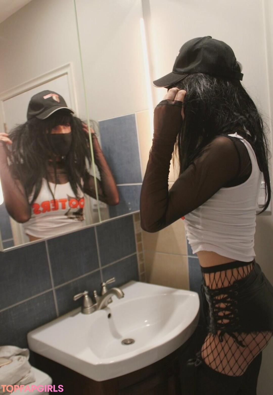 Foto desnuda filtrada de OnlyFans de Tinysexilexi666 #180 Foto desnuda filtrada de OnlyFans de Tinysexilexi666 #180