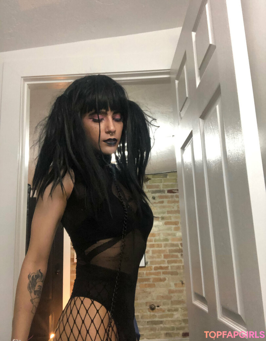 Foto desnuda filtrada de OnlyFans de Tinysexilexi666 #223 Foto desnuda filtrada de OnlyFans de Tinysexilexi666 #223