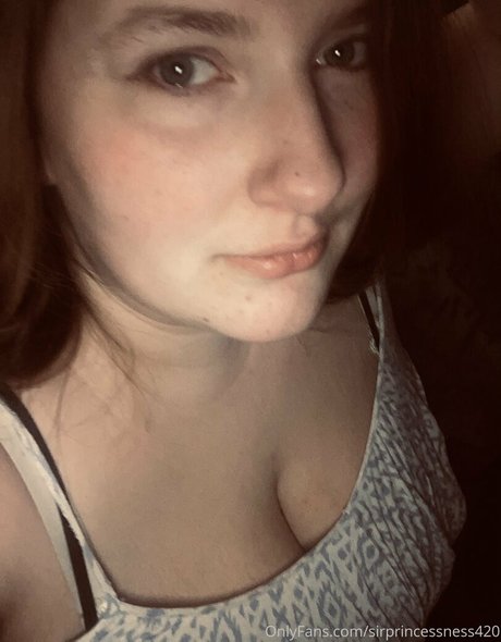 Foto desnuda filtrada de OnlyFans de Sirprincessness420
