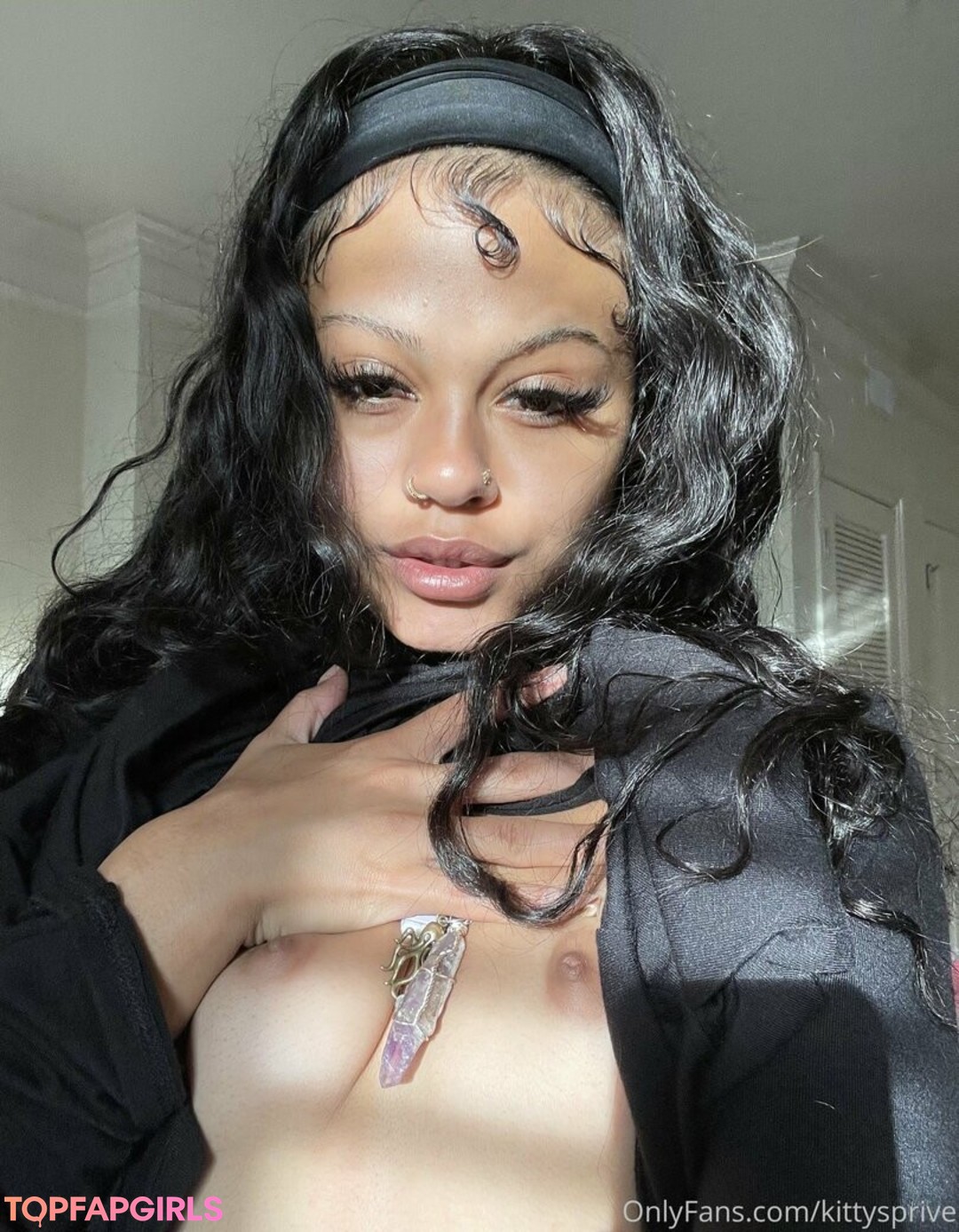 Foto desnuda filtrada de OnlyFans de Kittysprive #192 Foto desnuda filtrada de OnlyFans de Kittysprive #192