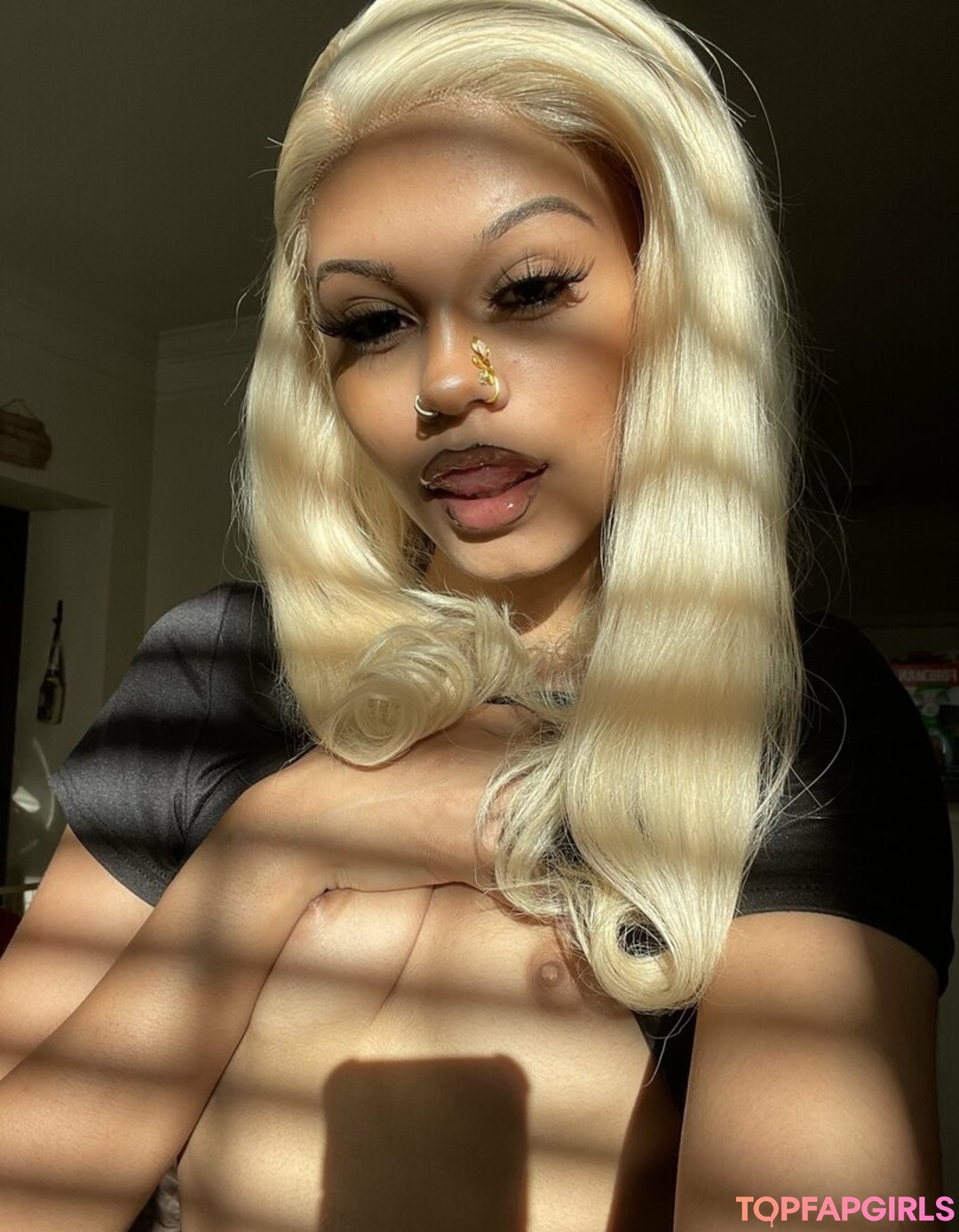 Foto desnuda filtrada de OnlyFans de Kittysprive #275 Foto desnuda filtrada de OnlyFans de Kittysprive #275