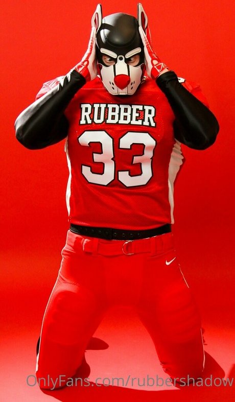 Foto desnuda filtrada de OnlyFans de Rubbershadow