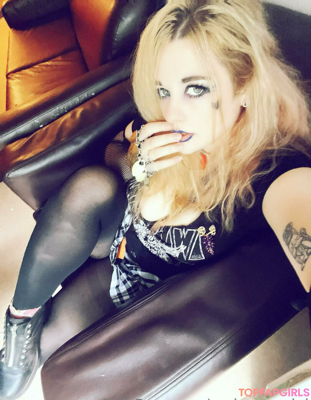 Foto desnuda filtrada de OnlyFans de Embergemini #7 Foto desnuda filtrada de OnlyFans de Embergemini #7