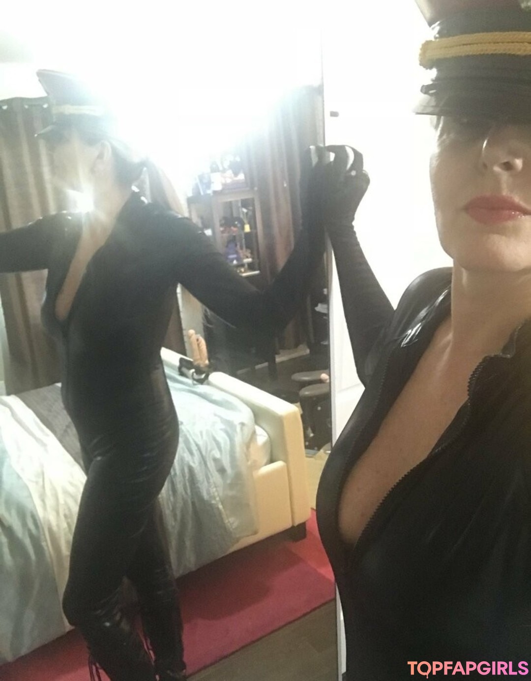 Foto desnuda filtrada de OnlyFans de Velvetskye #144 Foto desnuda filtrada de OnlyFans de Velvetskye #144