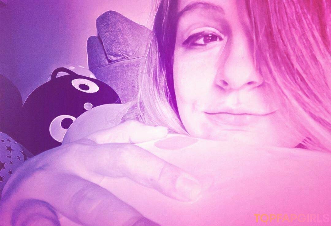 Foto desnuda filtrada de OnlyFans de Misslunamagic #186 Foto desnuda filtrada de OnlyFans de Misslunamagic #186