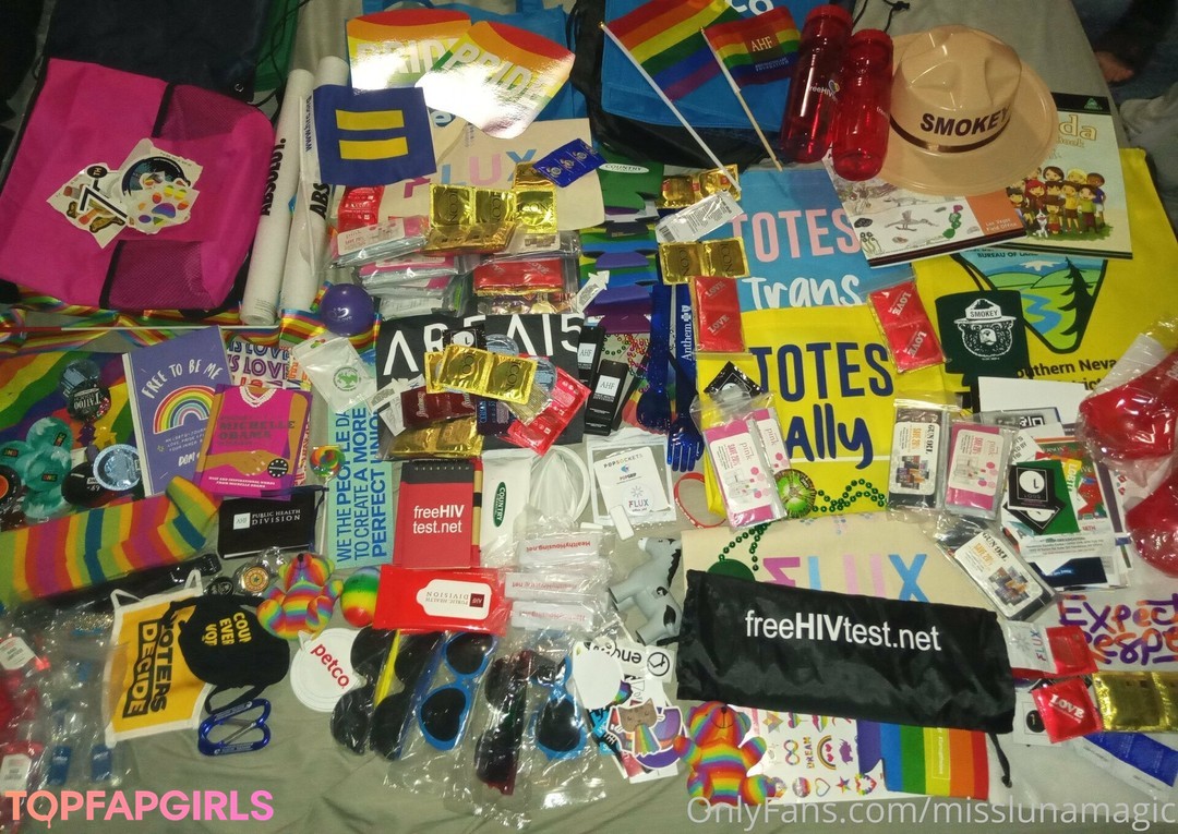 Foto desnuda filtrada de OnlyFans de Misslunamagic #434 Foto desnuda filtrada de OnlyFans de Misslunamagic #434