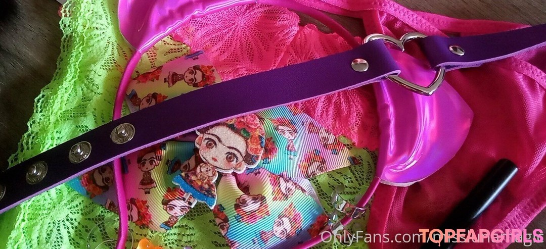 Foto desnuda filtrada de OnlyFans de Misslunamagic #55 Foto desnuda filtrada de OnlyFans de Misslunamagic #55