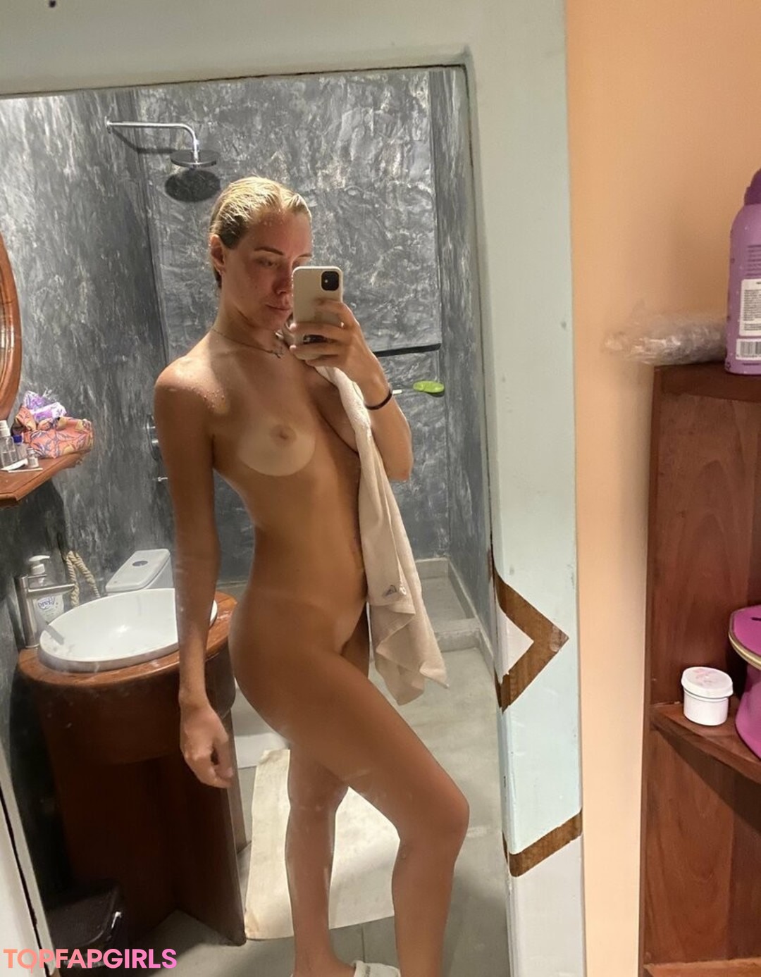 Foto desnuda filtrada de OnlyFans de Stefaniisabel #104 Foto desnuda filtrada de OnlyFans de Stefaniisabel #104