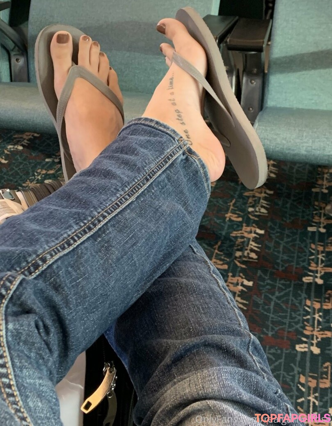 Foto desnuda filtrada de OnlyFans de Realgarnetrose #138 Foto desnuda filtrada de OnlyFans de Realgarnetrose #138