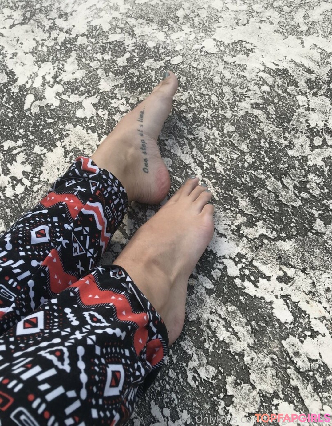 Foto desnuda filtrada de OnlyFans de Realgarnetrose #416 Foto desnuda filtrada de OnlyFans de Realgarnetrose #416