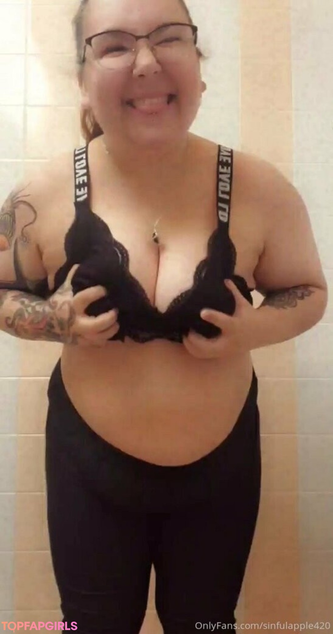 Foto desnuda filtrada de OnlyFans de Sinnfulapple420 #205 Foto desnuda filtrada de OnlyFans de Sinnfulapple420 #205