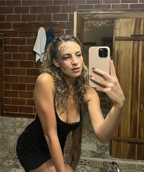 Ariel Kahana