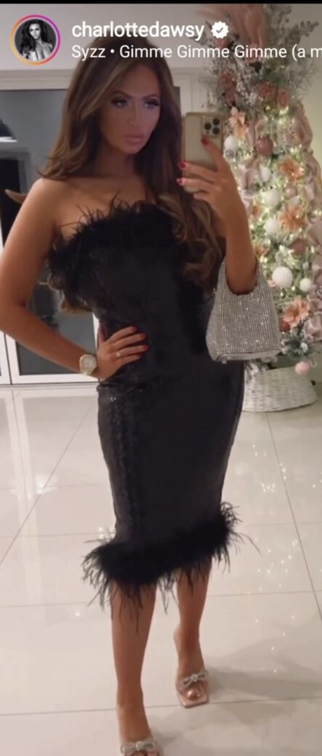 Foto desnuda filtrada de OnlyFans de Charlotte Dawson