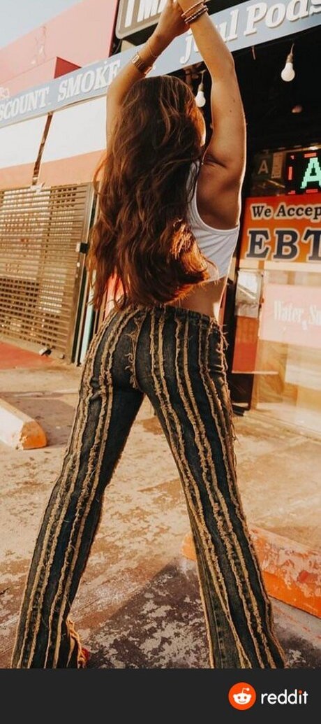 Foto desnuda filtrada de OnlyFans de Ava Allan