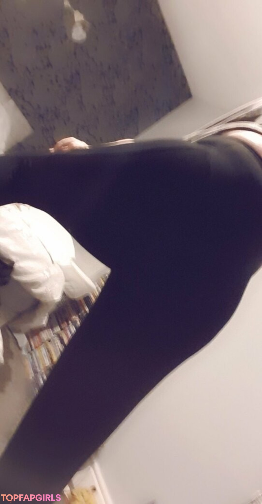 Foto desnuda filtrada de OnlyFans de Alexxxuncensoredx #230 Foto desnuda filtrada de OnlyFans de Alexxxuncensoredx #230