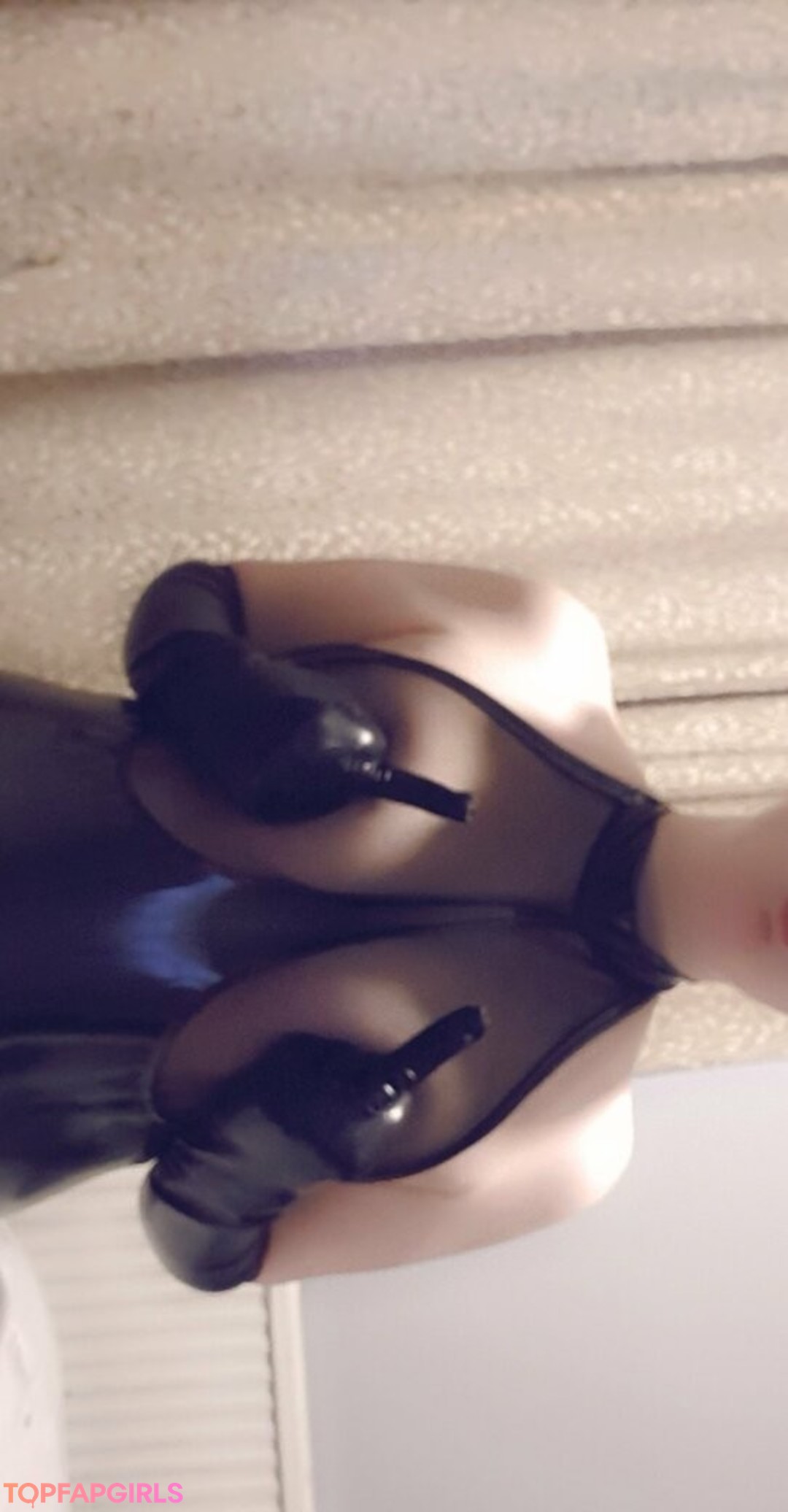 Foto desnuda filtrada de OnlyFans de Alexxxuncensoredx #244 Foto desnuda filtrada de OnlyFans de Alexxxuncensoredx #244