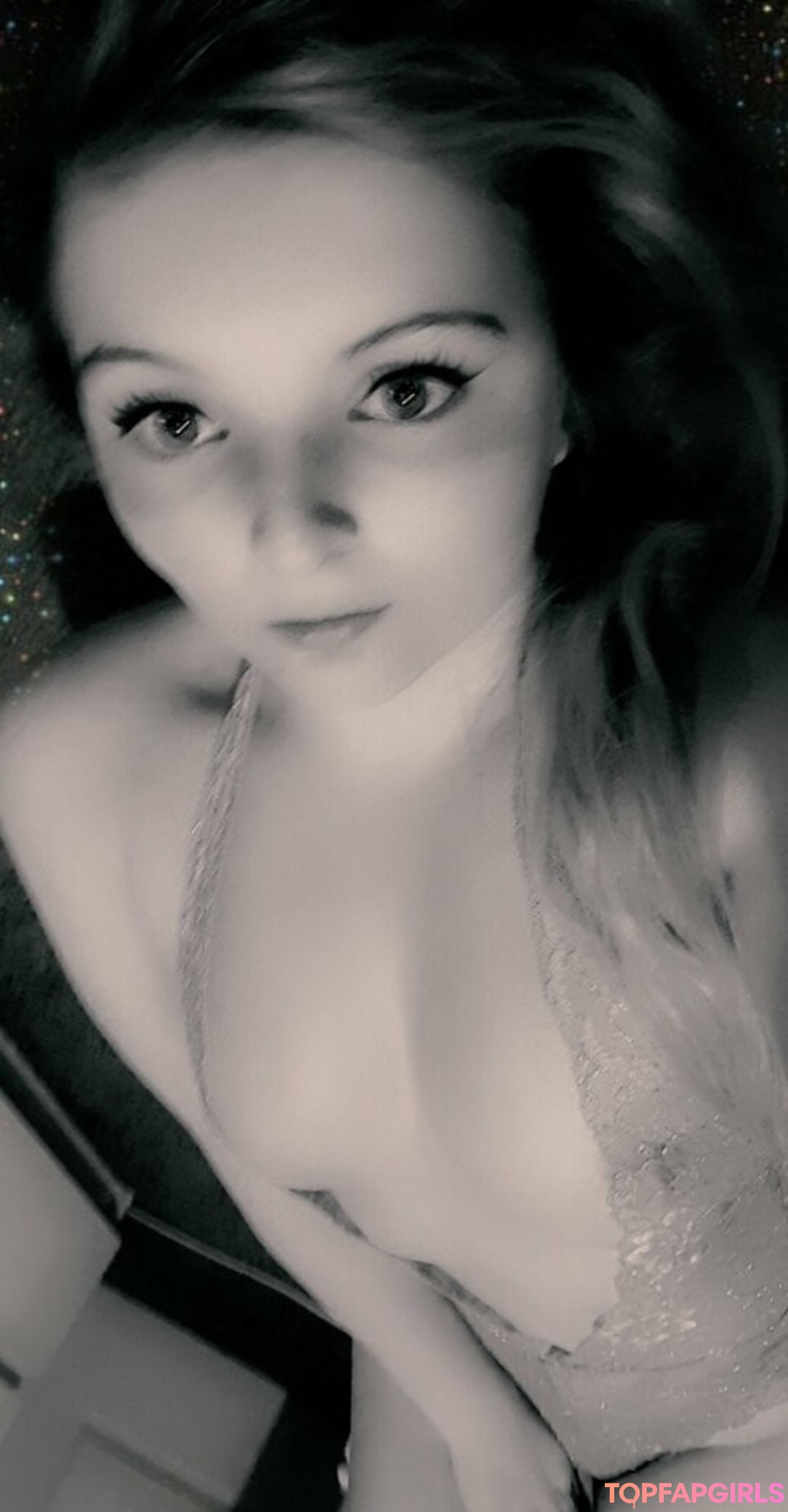 Foto desnuda filtrada de OnlyFans de Alexxxuncensoredx #263 Foto desnuda filtrada de OnlyFans de Alexxxuncensoredx #263