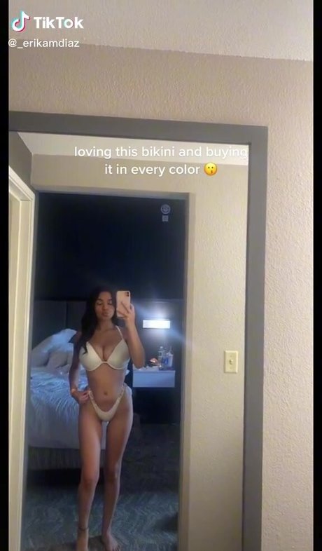 Foto desnuda filtrada de OnlyFans de Erika Morfin