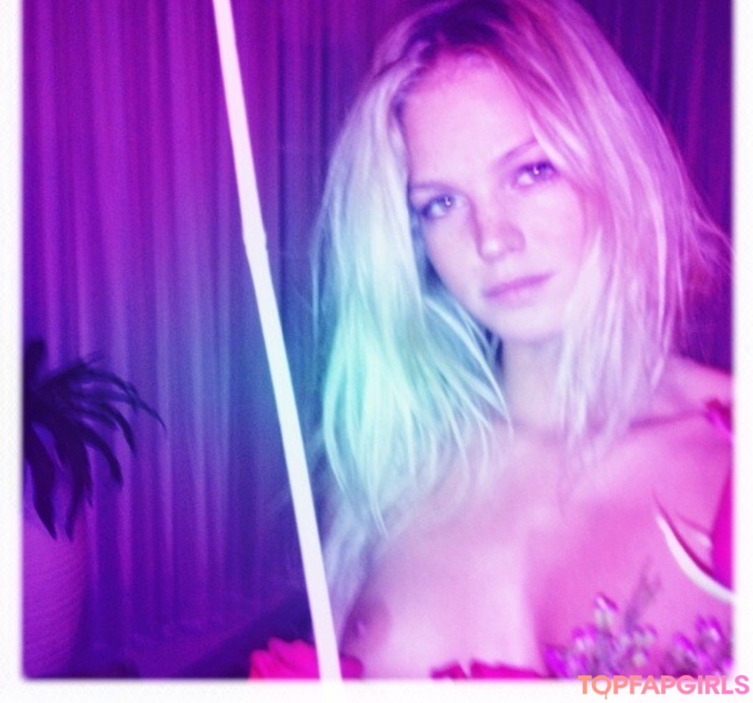 Foto desnuda filtrada de OnlyFans de Erin Heatherton #8 Foto desnuda filtrada de OnlyFans de Erin Heatherton #8
