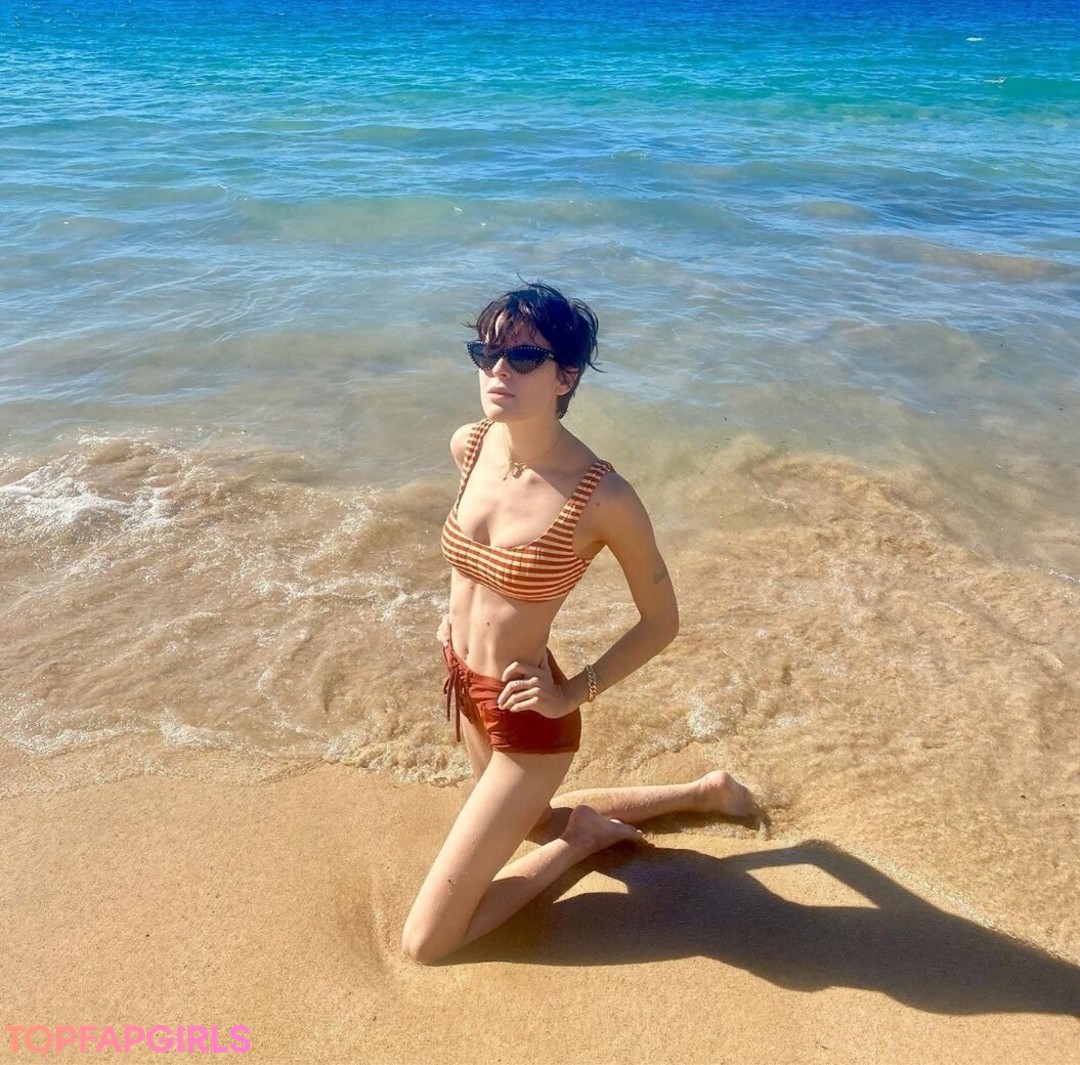 Foto desnuda filtrada de OnlyFans de Tallulah Willis #59 Foto desnuda filtrada de OnlyFans de Tallulah Willis #59