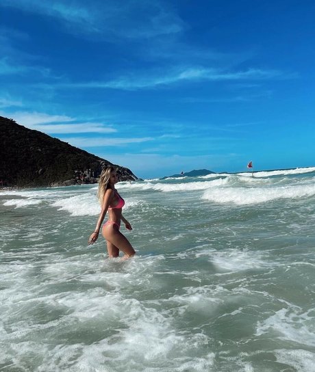 Foto desnuda filtrada de OnlyFans de Talita Correa