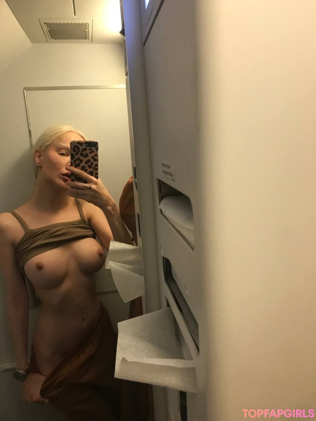 Foto desnuda filtrada de OnlyFans de Alisa Liss #103 Foto desnuda filtrada de OnlyFans de Alisa Liss #103