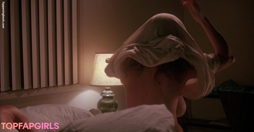 Foto desnuda filtrada de OnlyFans de Mimi Rogers #42 Foto desnuda filtrada de OnlyFans de Mimi Rogers #42