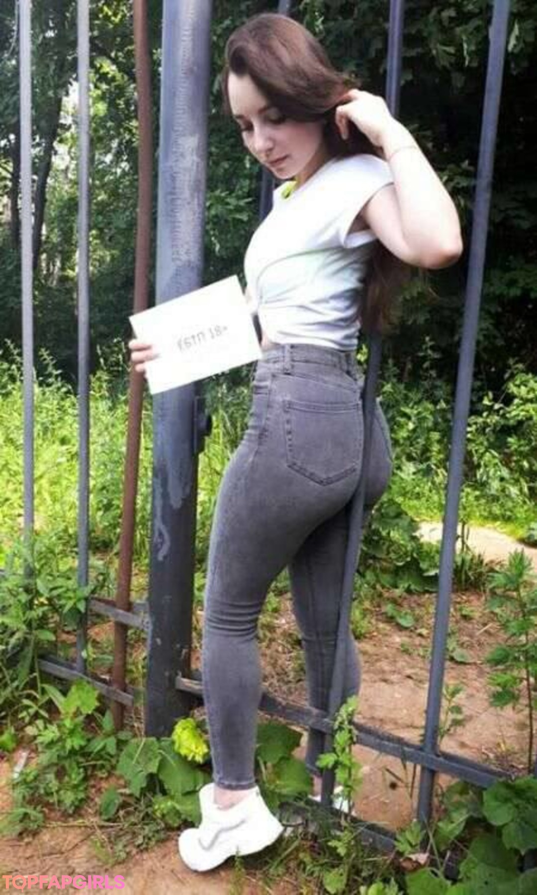 Foto desnuda filtrada de OnlyFans de Elena Deligioz #316 Foto desnuda filtrada de OnlyFans de Elena Deligioz #316