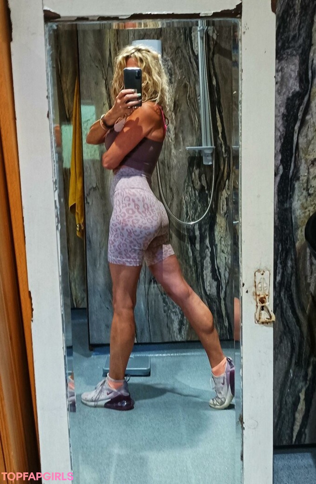 Foto desnuda filtrada de OnlyFans de Marythegym #354 Foto desnuda filtrada de OnlyFans de Marythegym #354