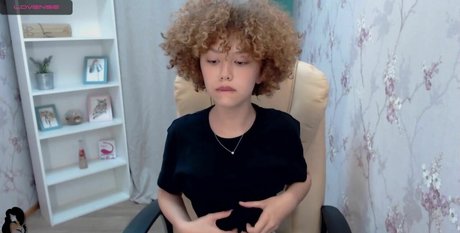 Foto desnuda filtrada de OnlyFans de Jiaone