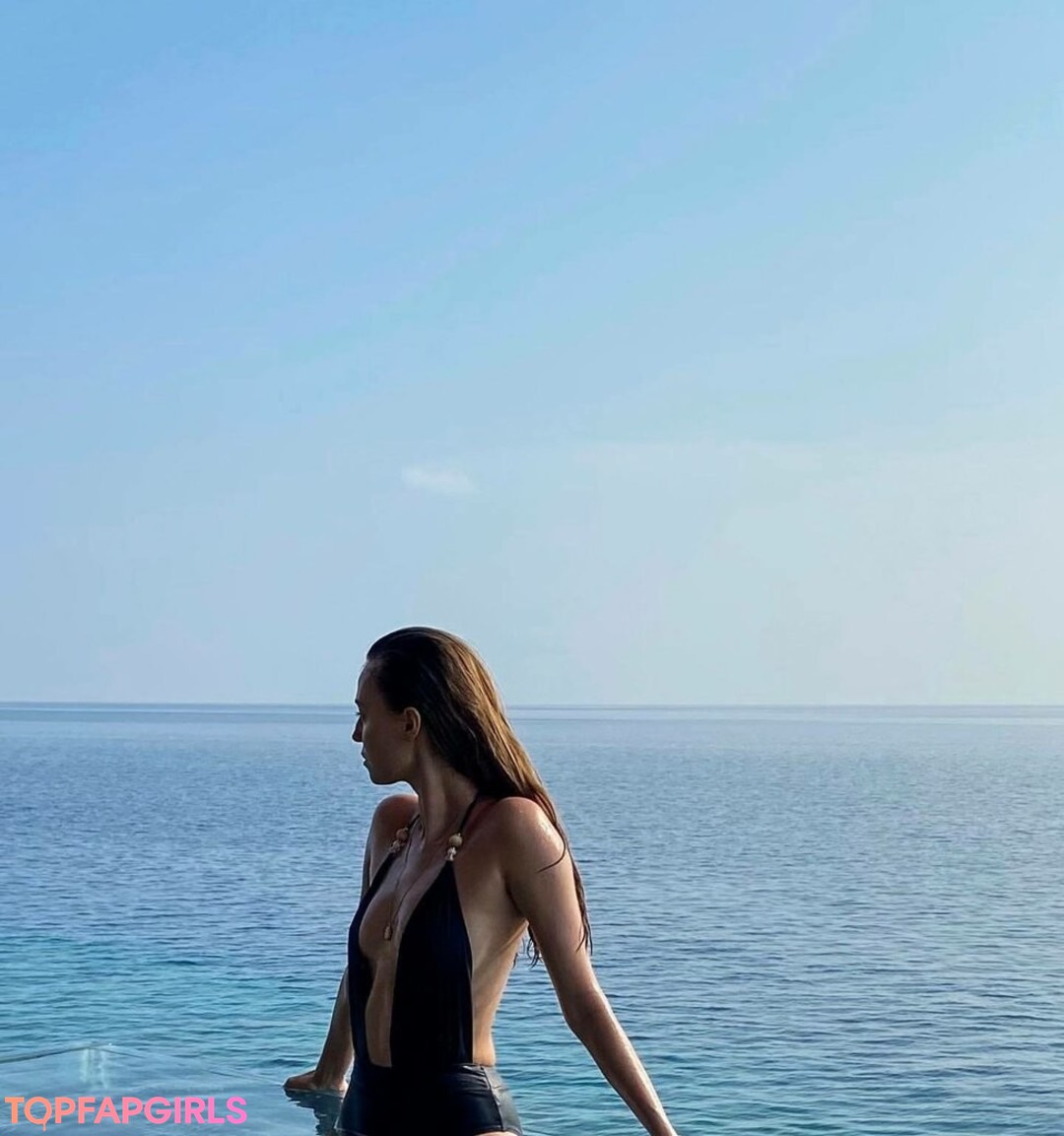 Foto desnuda filtrada de OnlyFans de Izabella Krzan #25 Foto desnuda filtrada de OnlyFans de Izabella Krzan #25