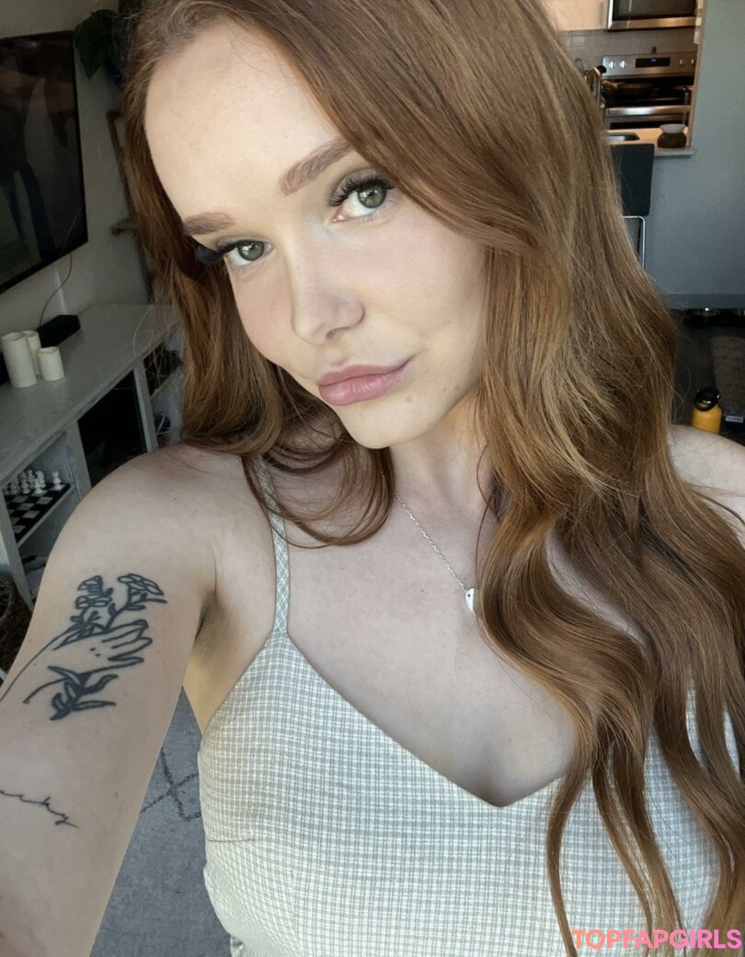 Foto desnuda filtrada de OnlyFans de Chloefoxxe #216 Foto desnuda filtrada de OnlyFans de Chloefoxxe #216