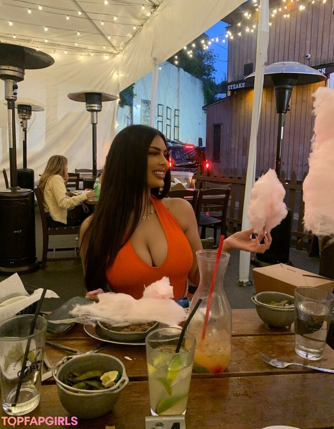 Foto desnuda filtrada de OnlyFans de The Greek Freak #57 Foto desnuda filtrada de OnlyFans de The Greek Freak #57