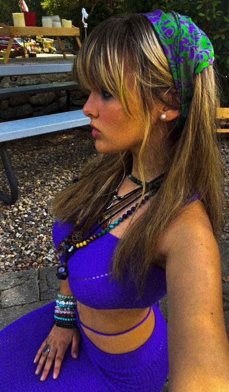 Foto desnuda filtrada de OnlyFans de Ember Vail