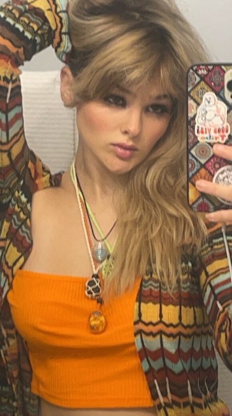 Foto desnuda filtrada de OnlyFans de Ember Vail