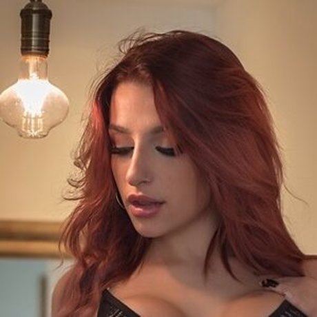 Foto desnuda filtrada de OnlyFans de Izziexx