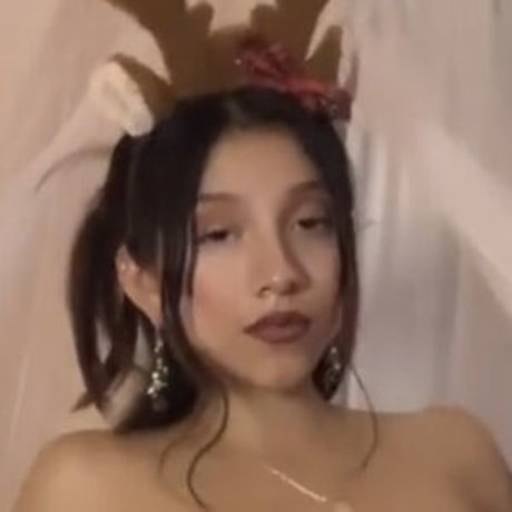 Foto desnuda filtrada de OnlyFans de Kumkittensam