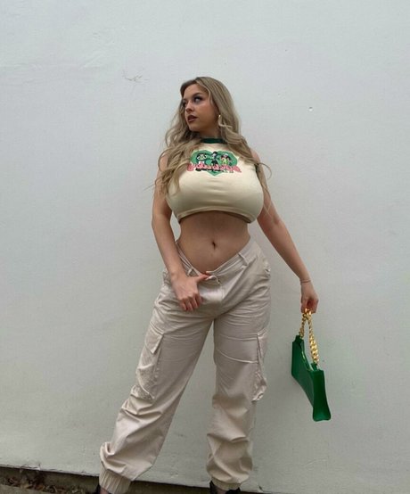 Foto desnuda filtrada de OnlyFans de Amber R Brightman