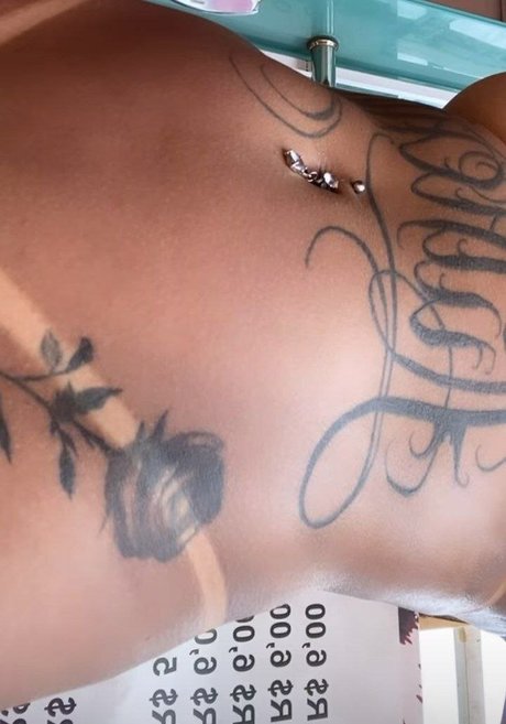 Foto desnuda filtrada de OnlyFans de Amanda Sousa