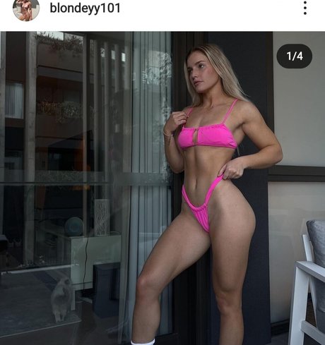 Foto desnuda filtrada de OnlyFans de blondeyy101