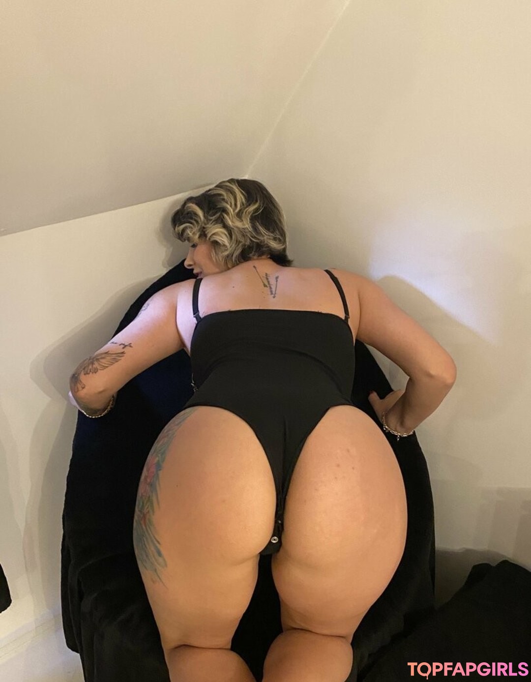 Foto desnuda filtrada de OnlyFans de Latex Queen Anisha #16 Foto desnuda filtrada de OnlyFans de Latex Queen Anisha #16
