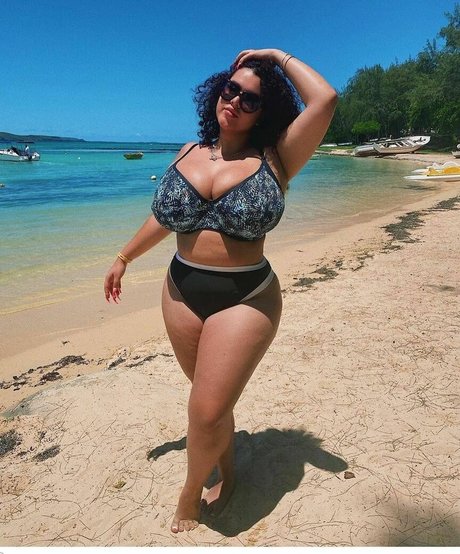 Foto desnuda filtrada de OnlyFans de Hunnymims