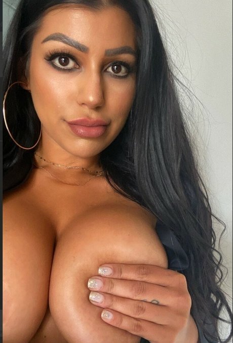 Foto desnuda filtrada de OnlyFans de Delice Nadia