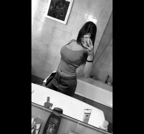 Elissa T