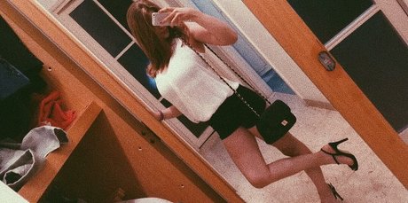Elissa T