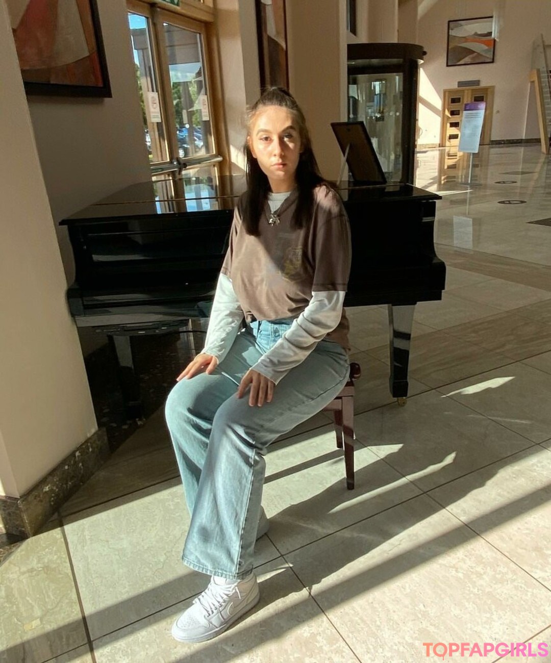 Foto desnuda filtrada de OnlyFans de Soph Alice #163 Foto desnuda filtrada de OnlyFans de Soph Alice #163